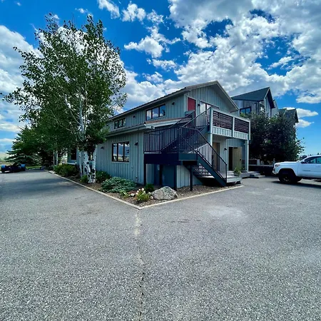 Mountain View Retreat Villa Ennis Exterior photo